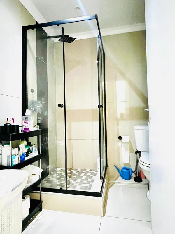 2 Bedroom Property for Sale in Thornton Western Cape